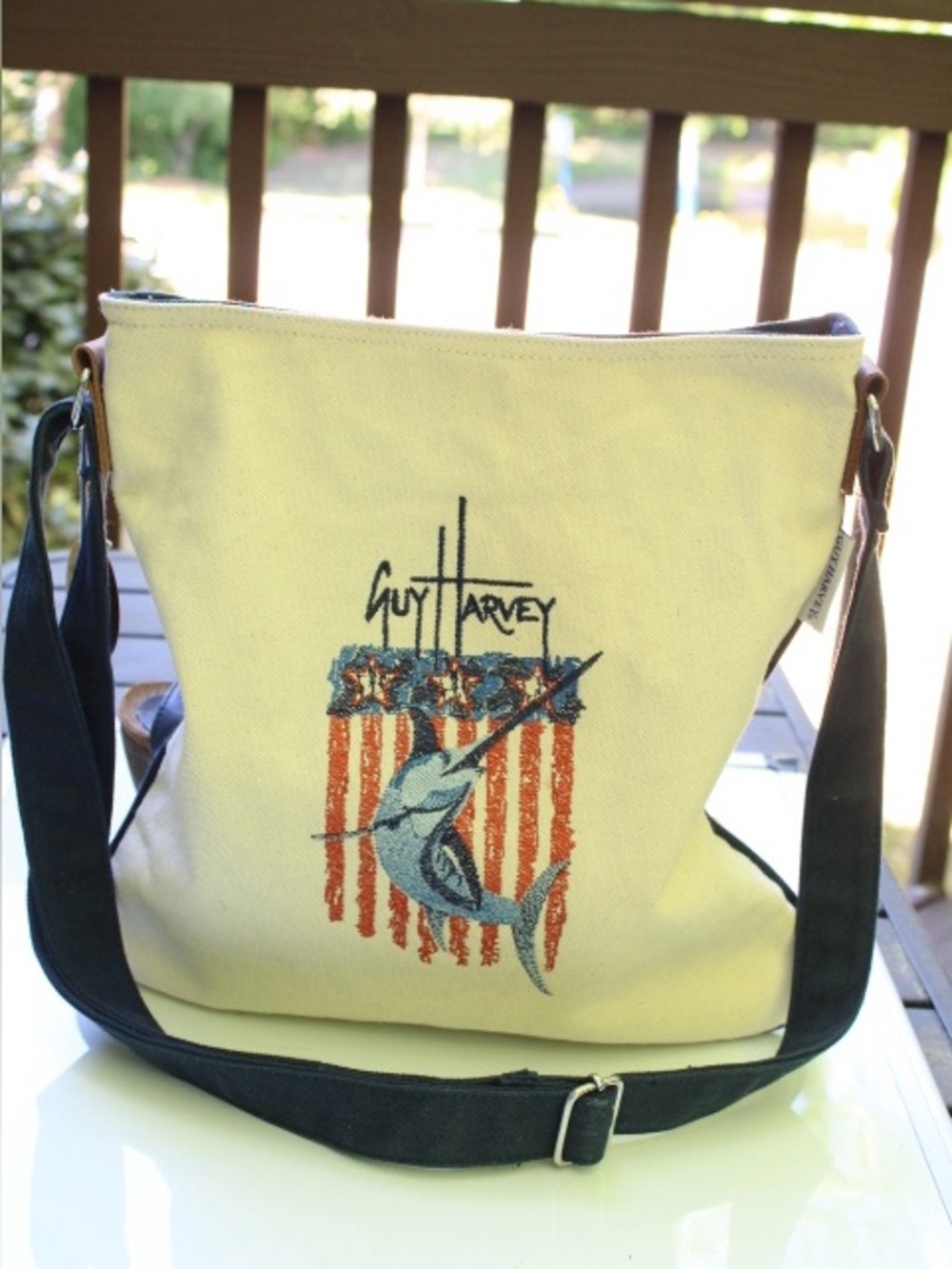 NWOT Guy Harvey cross body bag